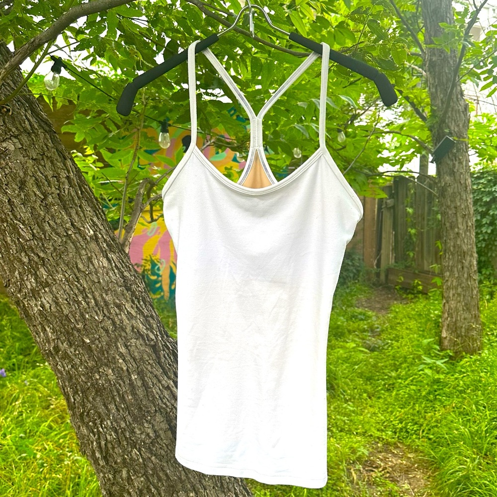 Lululemon Racerback Power Y Tank w/ Built in Bra White size 6